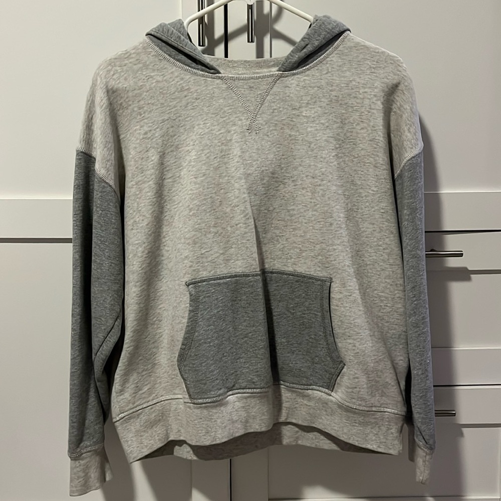 Grey color block hoodie